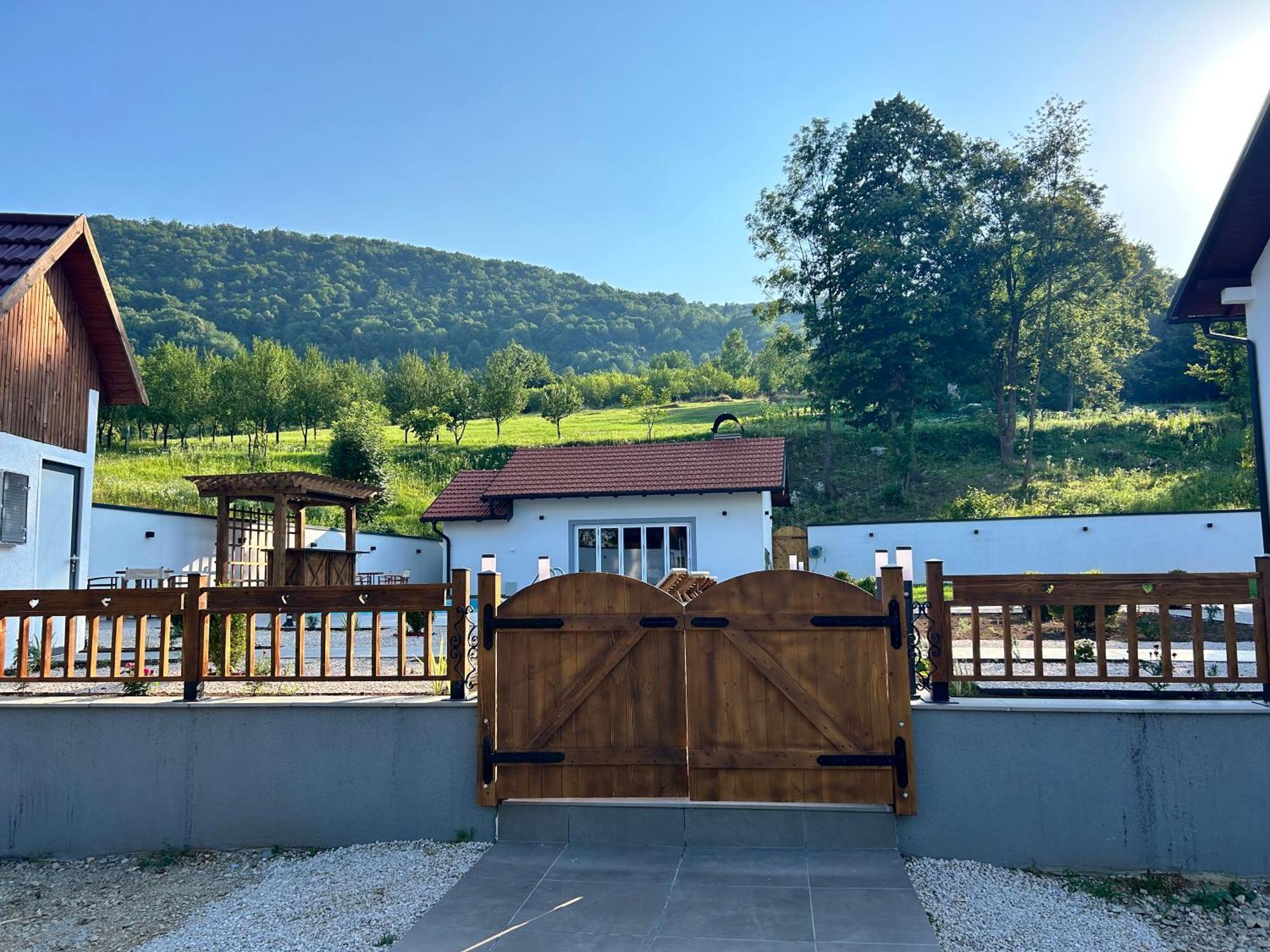 Romantic Lodge Banja Luka Exterior photo